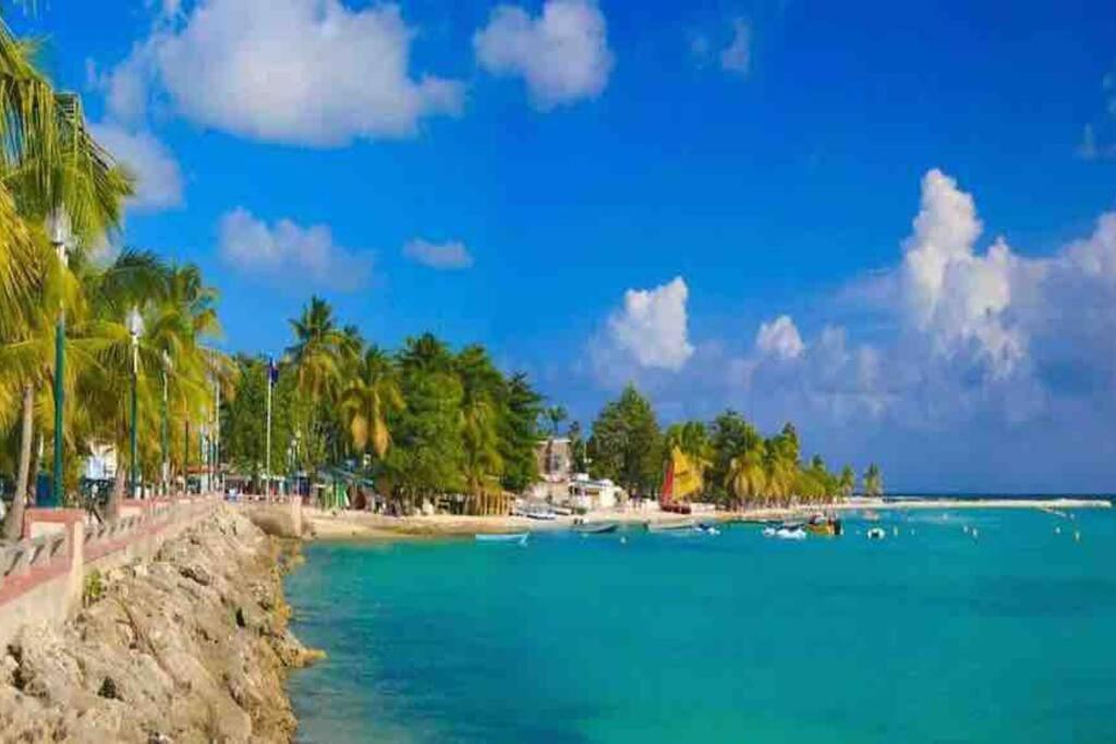 Апартаменты Casa Tropica Sainte-Anne Экстерьер фото